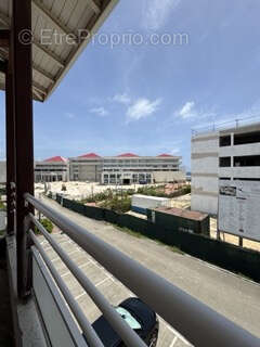 Commerce à LE MOULE