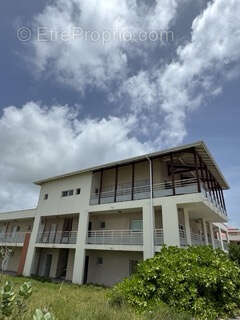 Commerce à LE MOULE