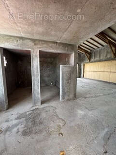 Commerce à LE MOULE