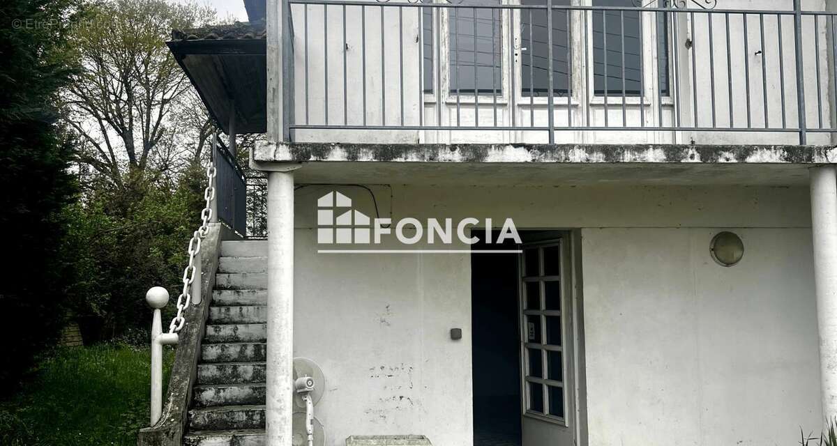 Maison à VILLENAVE-D&#039;ORNON