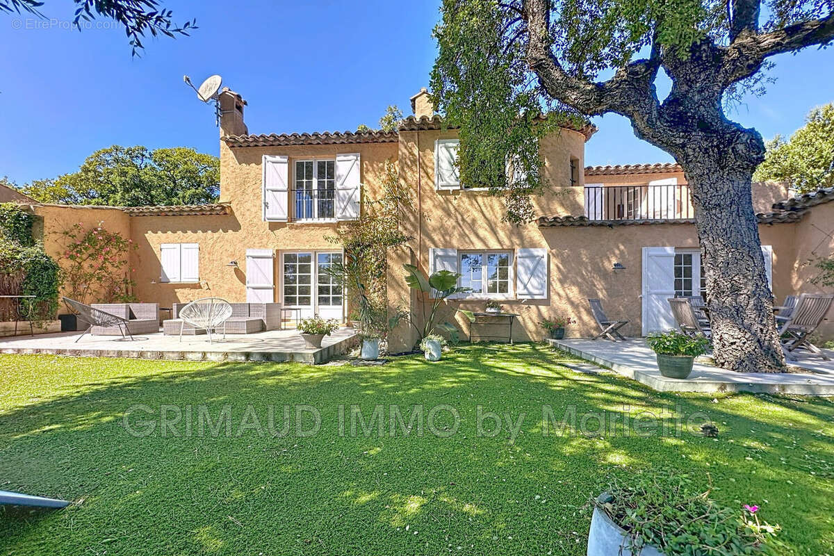 Maison à GRIMAUD