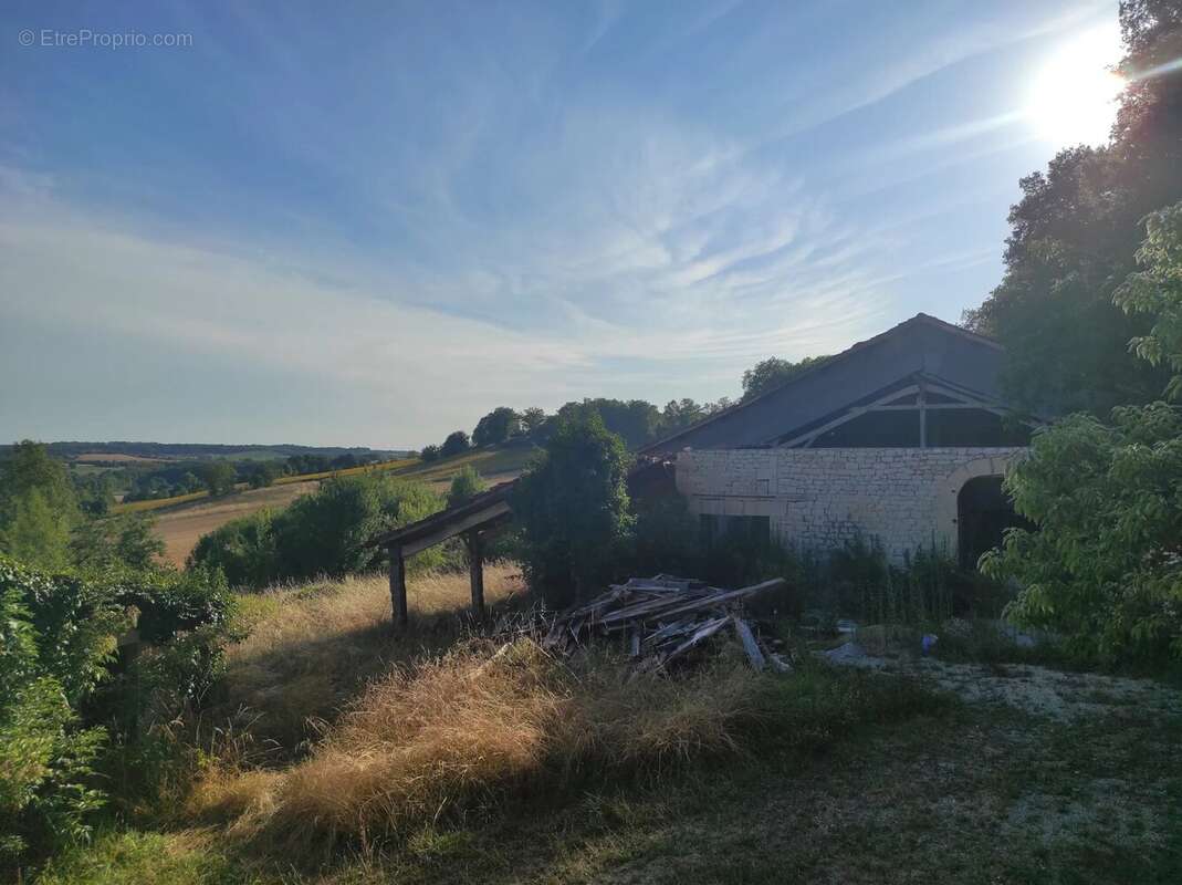 Maison à MONTDOUMERC