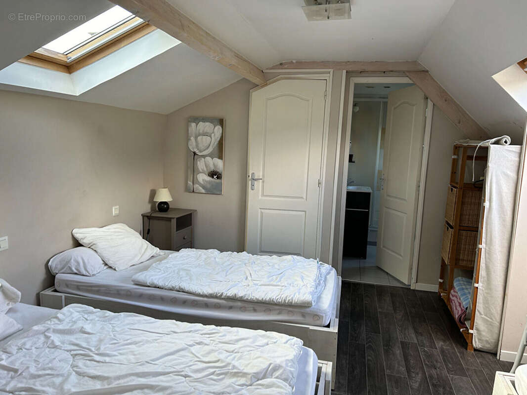 Maison à ESTREELLES