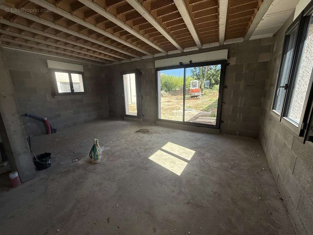 Maison à CORCELLES-EN-BEAUJOLAIS