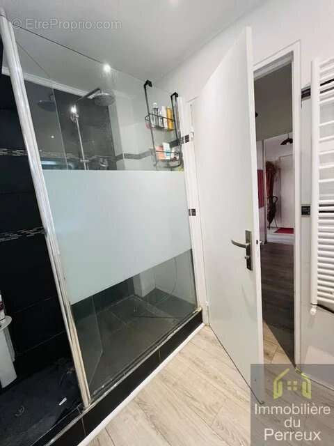 Appartement à LE PERREUX-SUR-MARNE