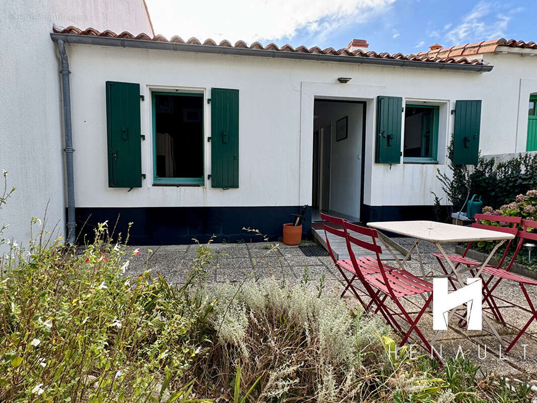 Maison à LA COUARDE-SUR-MER