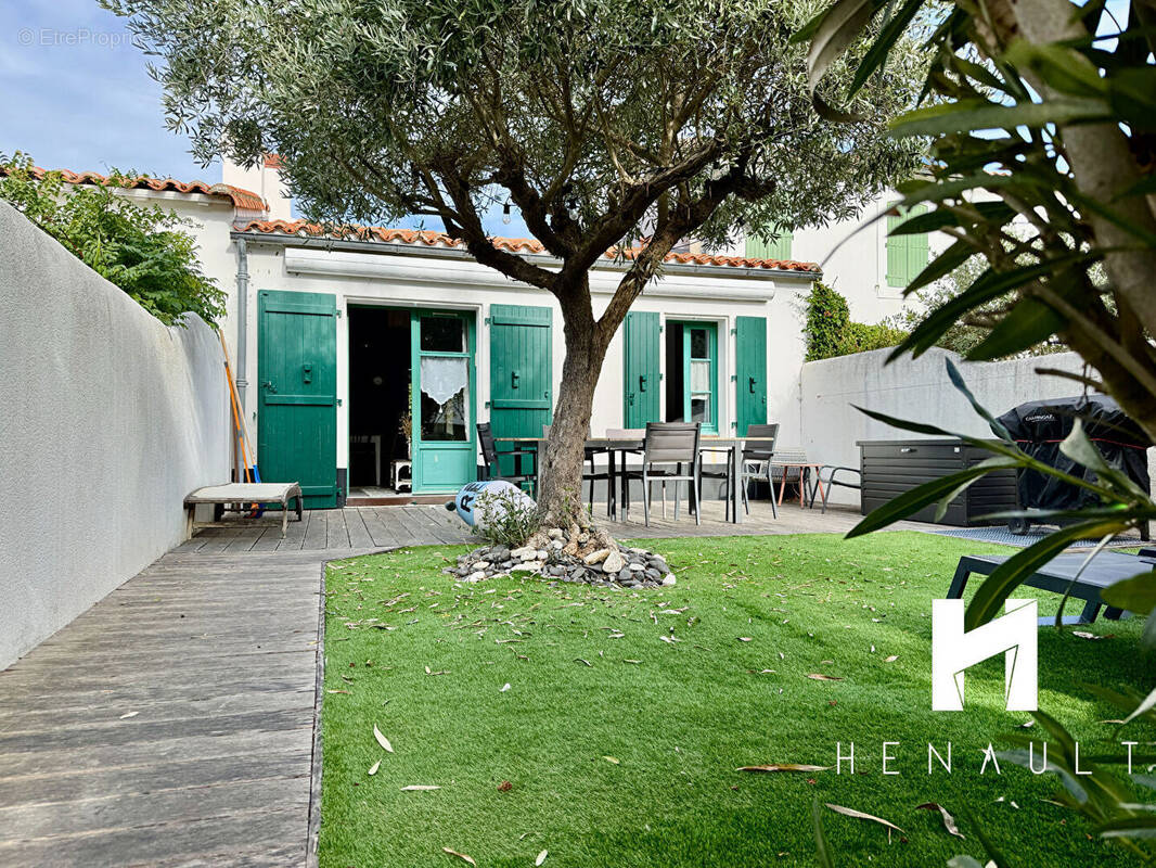 Maison à LA COUARDE-SUR-MER