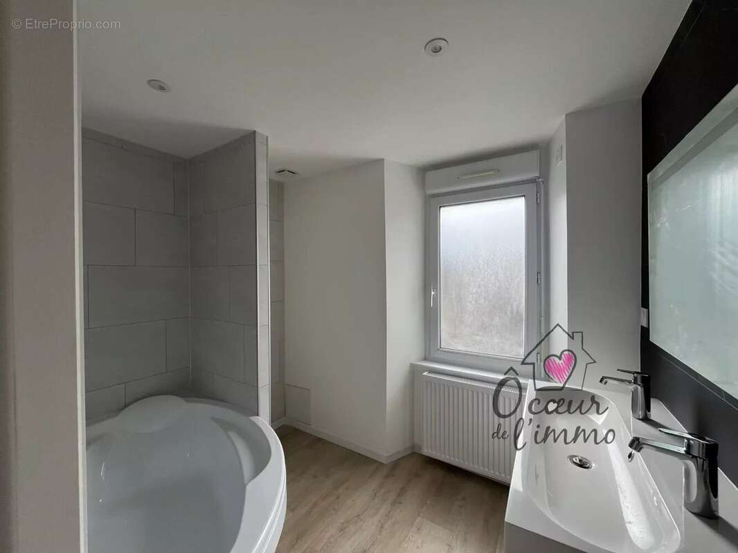 Maison à BEGROLLES-EN-MAUGES