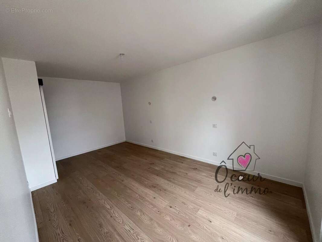 Maison à BEGROLLES-EN-MAUGES