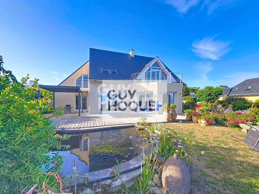 Maison à PLOUGONVELIN