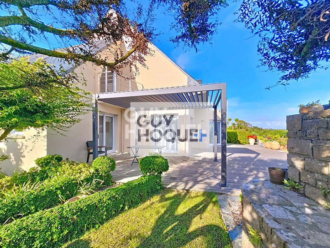 Maison à PLOUGONVELIN