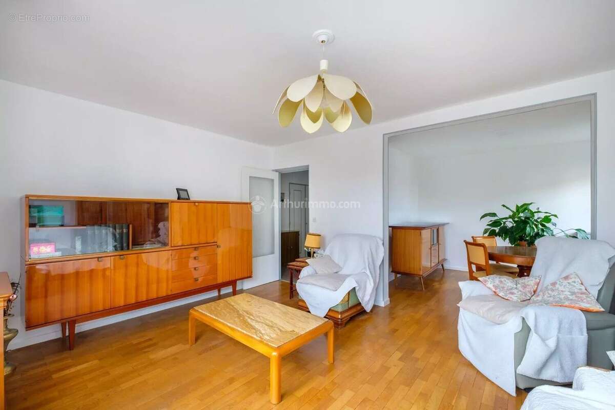 Appartement à TASSIN-LA-DEMI-LUNE