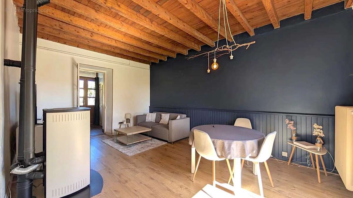 Maison à LE PONT-DE-BEAUVOISIN