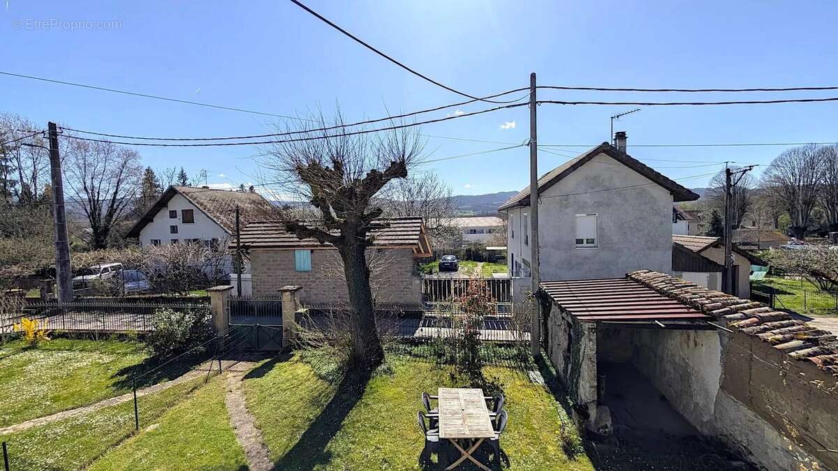 Maison à LE PONT-DE-BEAUVOISIN
