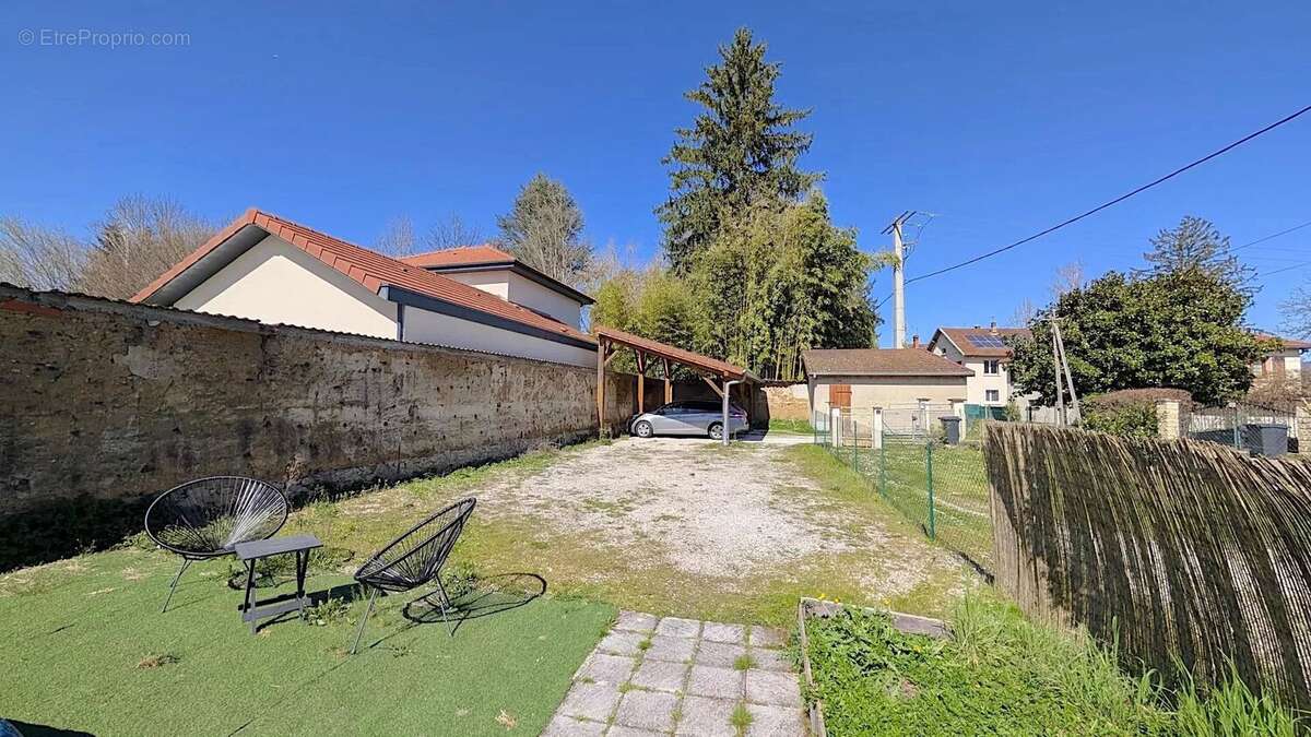 Maison à LE PONT-DE-BEAUVOISIN