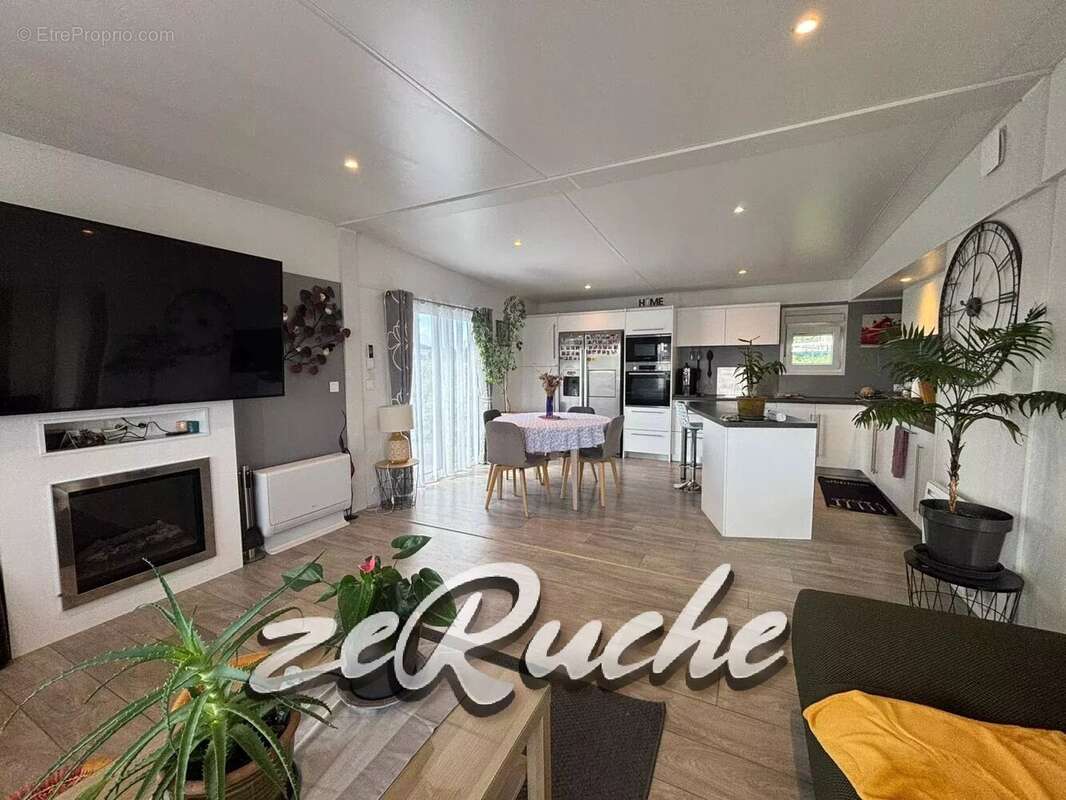 Maison à GRANDCAMP-MAISY