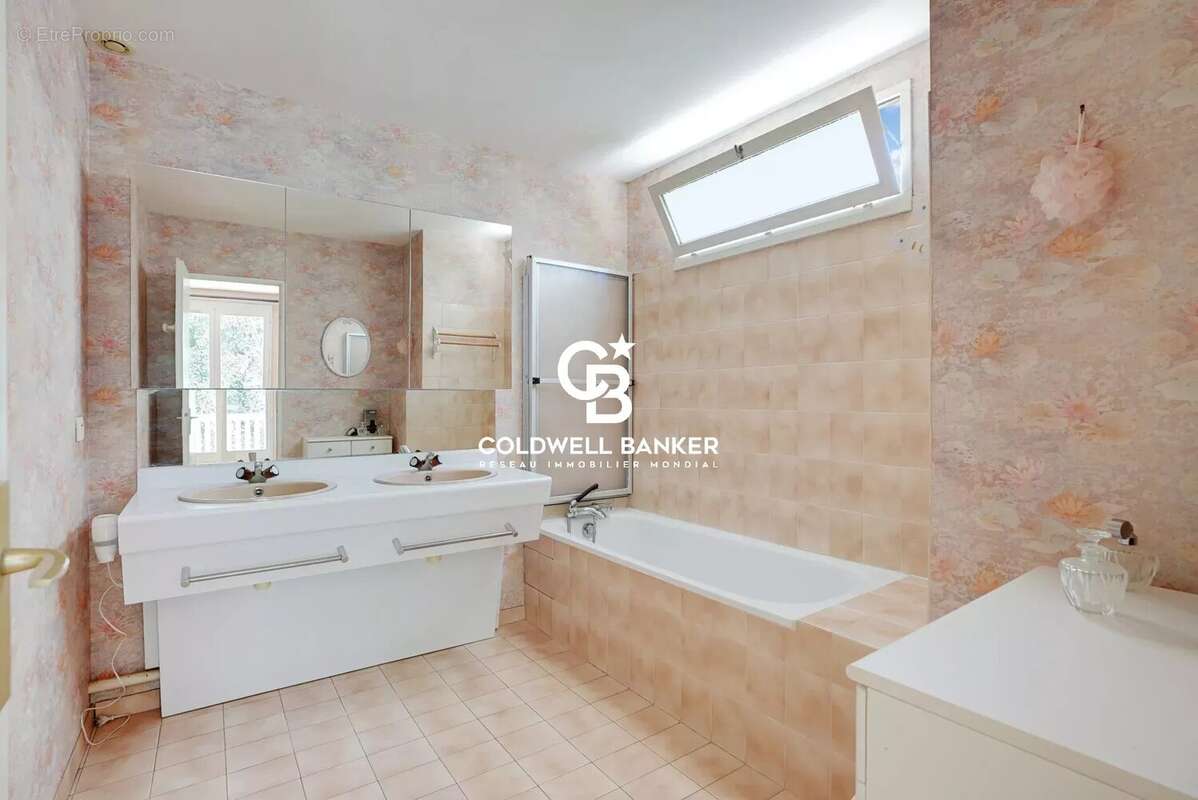 Maison à SAINT-GERMAIN-EN-LAYE