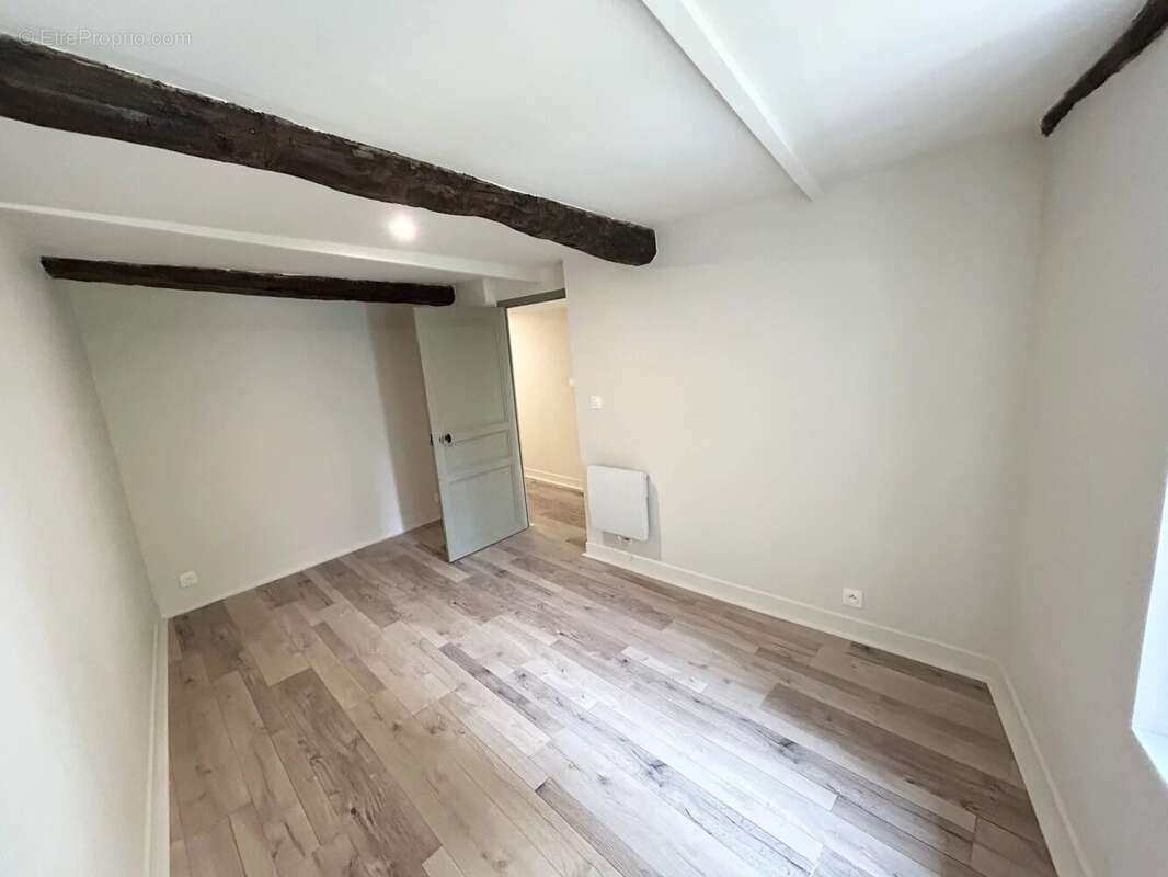 Maison à LA ROQUEBRUSSANNE