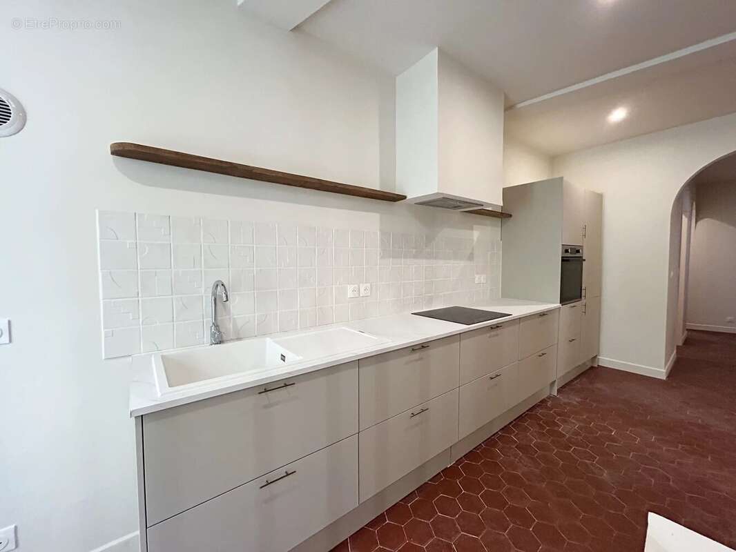 Maison à LA ROQUEBRUSSANNE