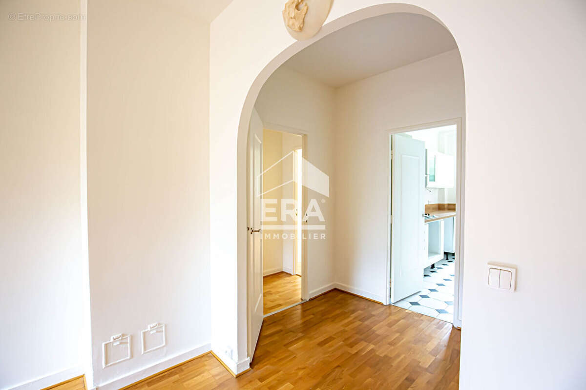 Appartement à PARIS-12E