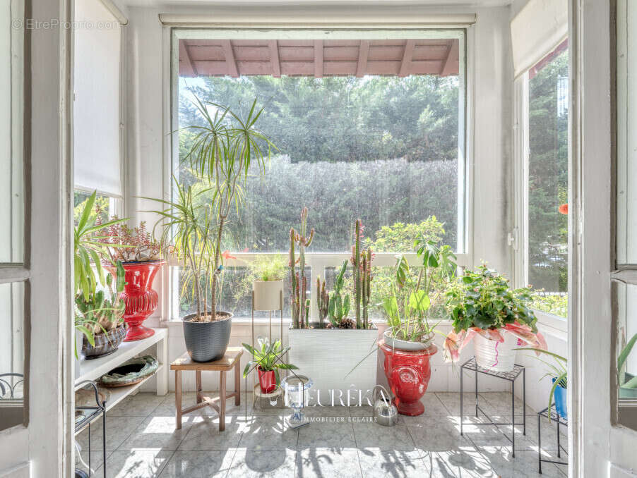 Maison à SAINT-MAUR-DES-FOSSES