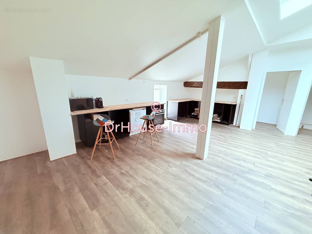 Appartement à VERTHEUIL