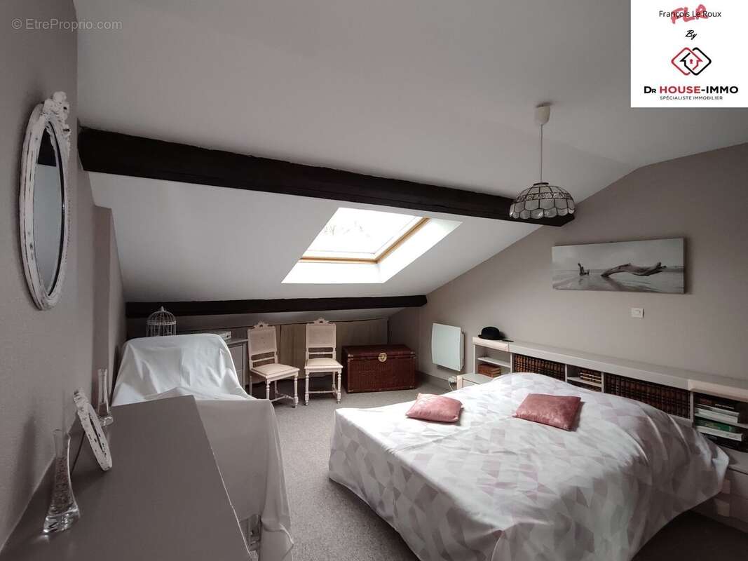 Maison à FOLLAINVILLE-DENNEMONT