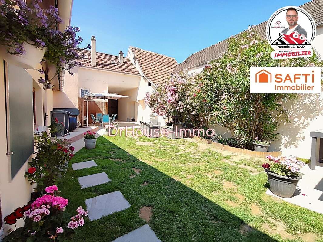 Maison à BENNECOURT