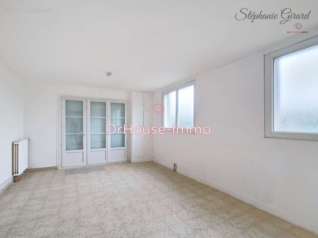 Maison à NEUVILLE-AUX-BOIS