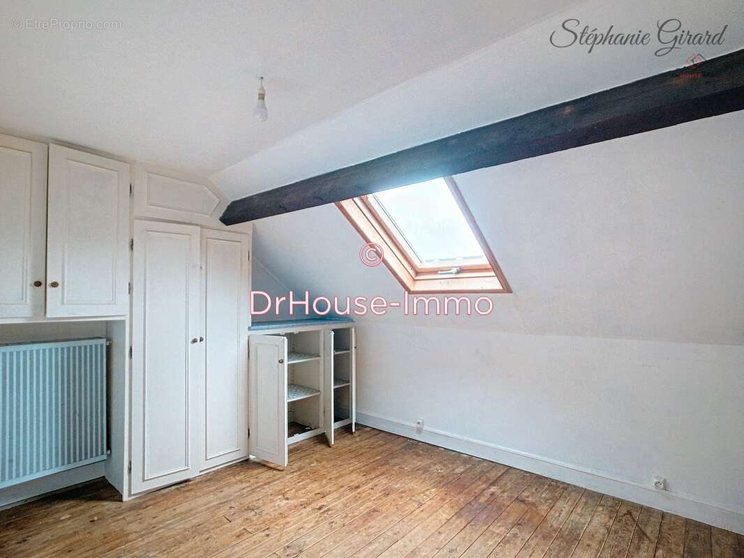 Maison à NEUVILLE-AUX-BOIS