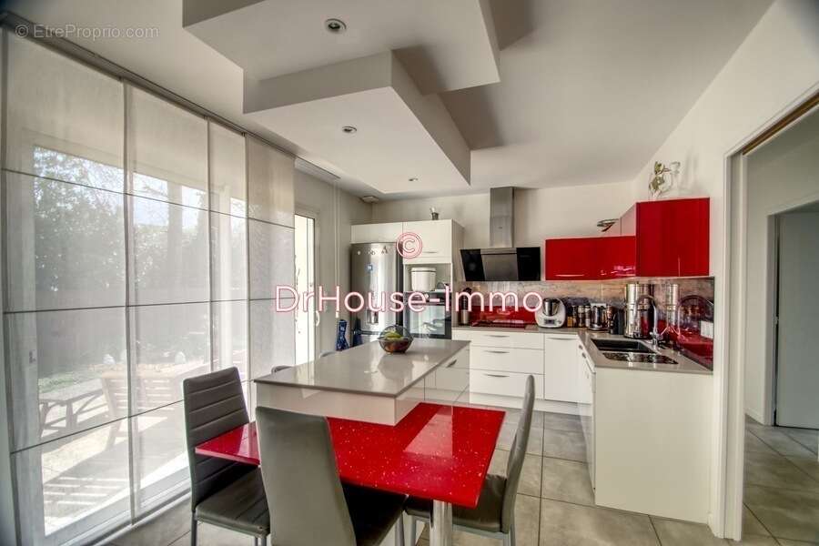 Maison à SAINT-MEDARD-EN-JALLES