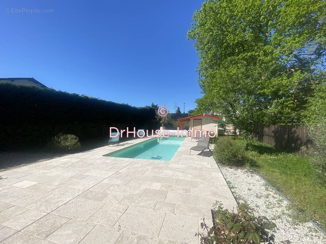 Maison à SAINT-MEDARD-EN-JALLES