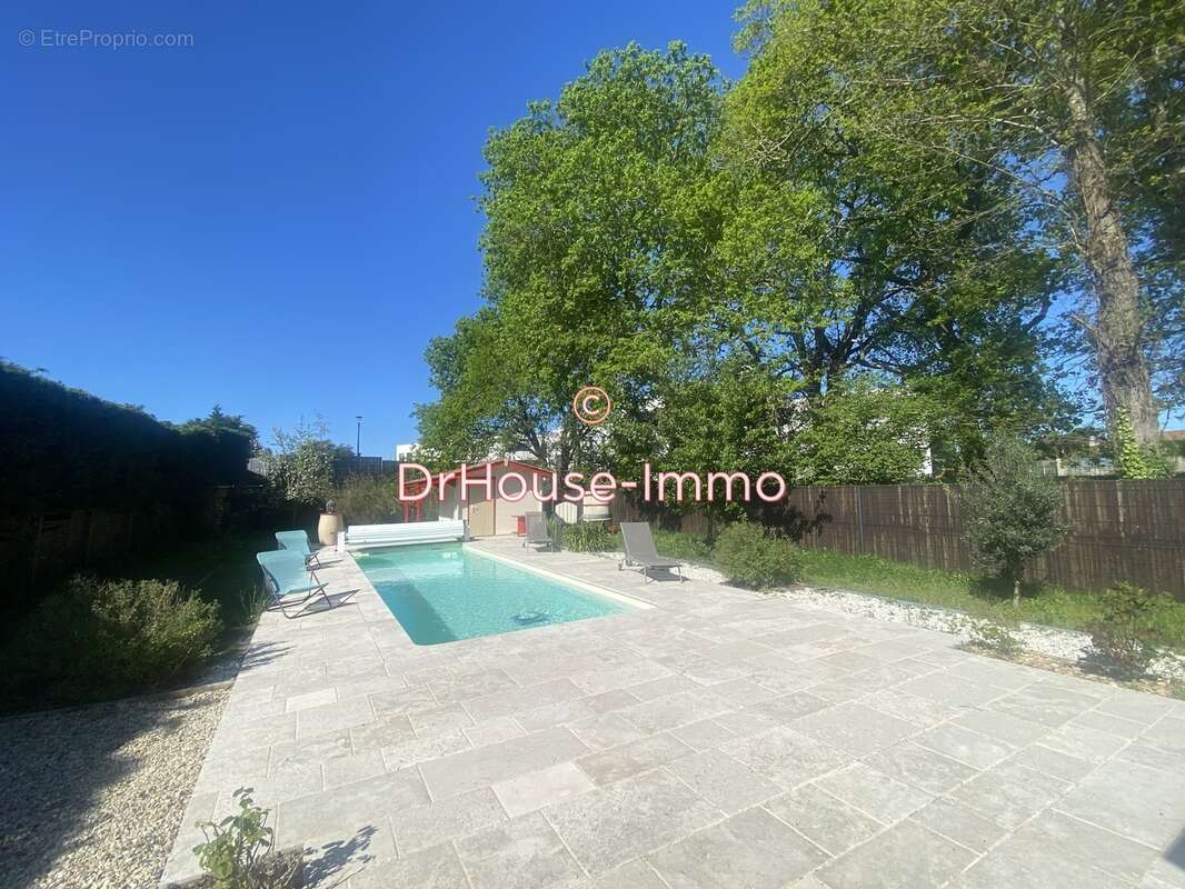 Maison à SAINT-MEDARD-EN-JALLES