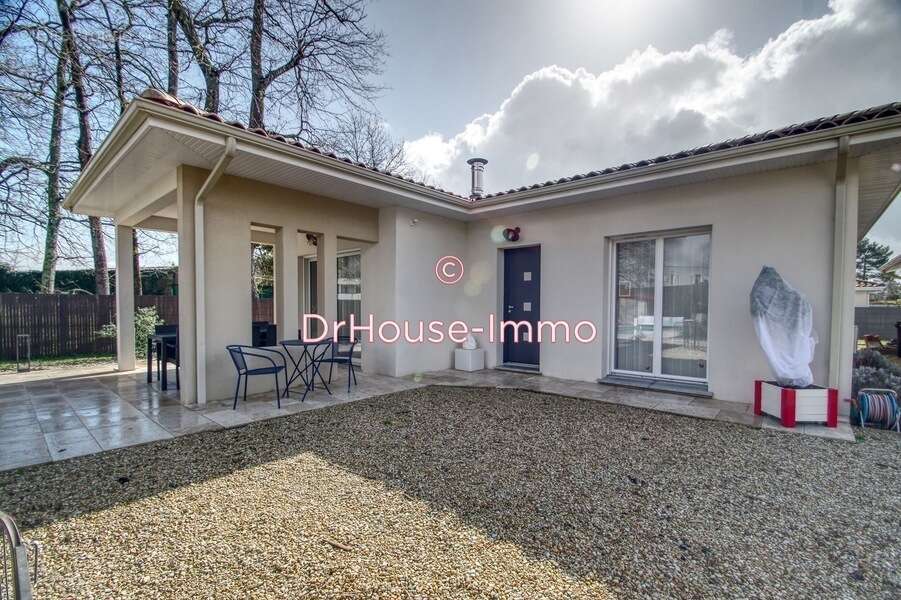 Maison à SAINT-MEDARD-EN-JALLES