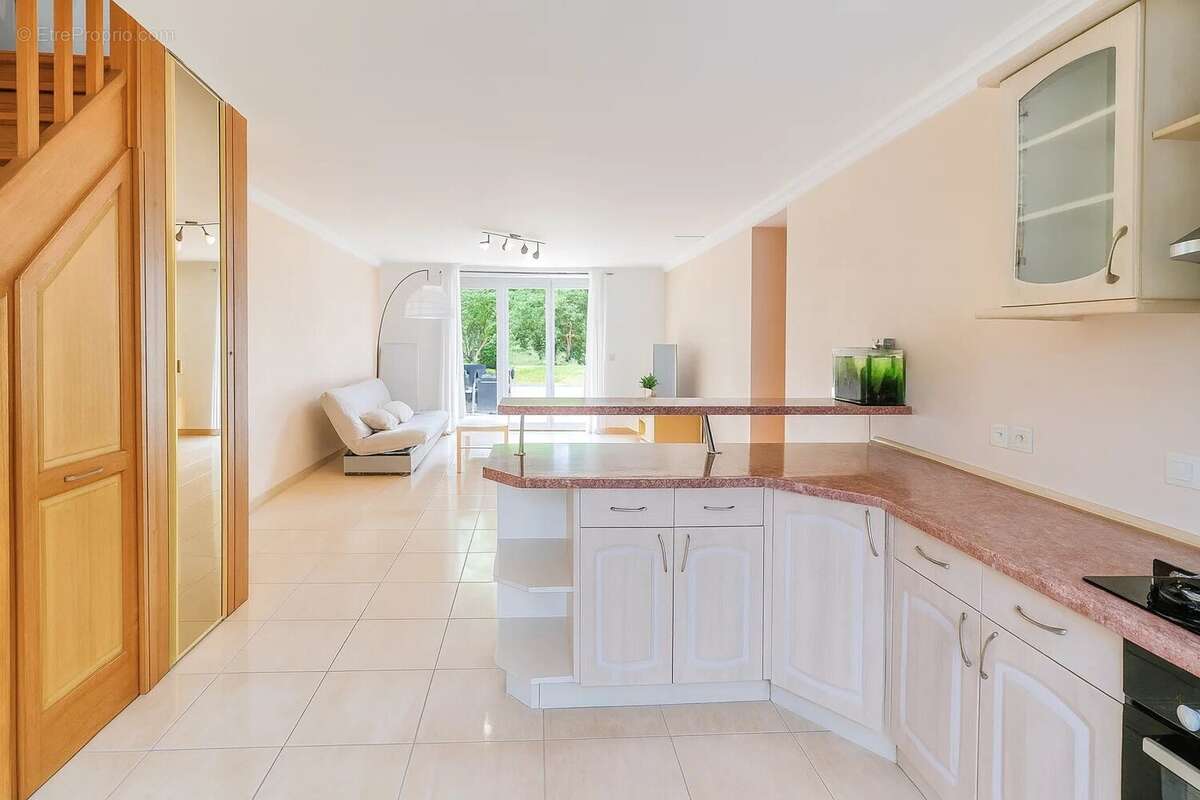 Maison à FONTENAY-TRESIGNY