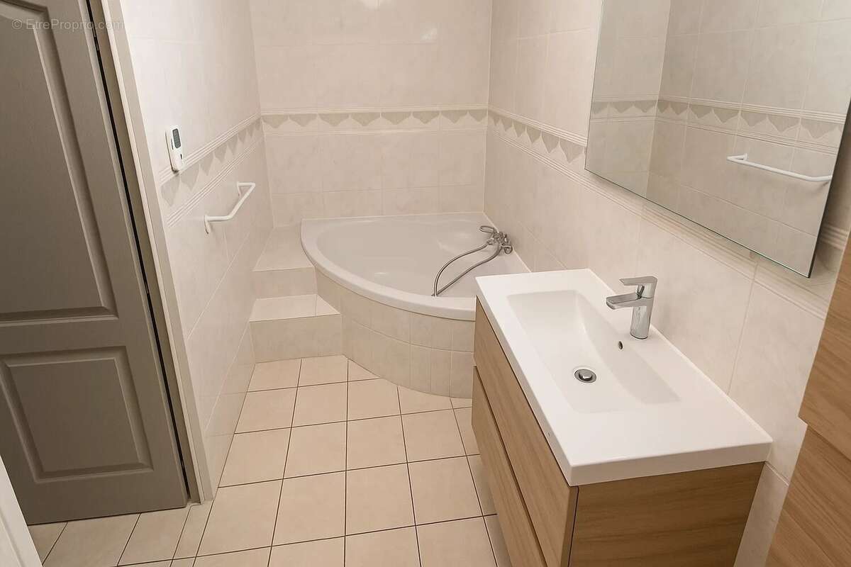 Maison à FONTENAY-TRESIGNY