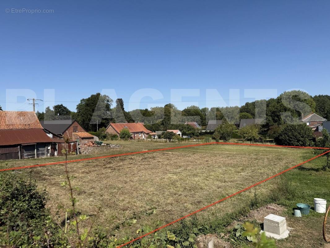 VUE DE LA RUE TRACE - Terrain à MAMETZ