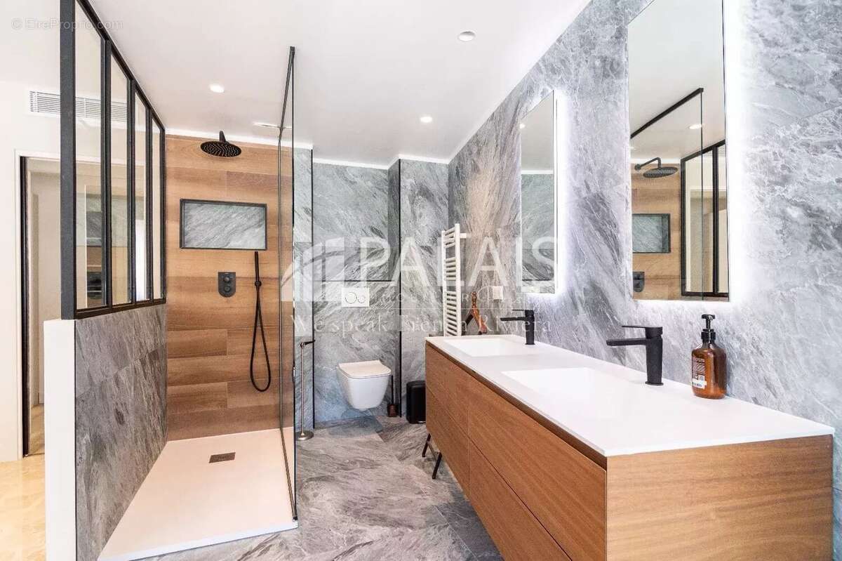 Appartement à BEAULIEU-SUR-MER