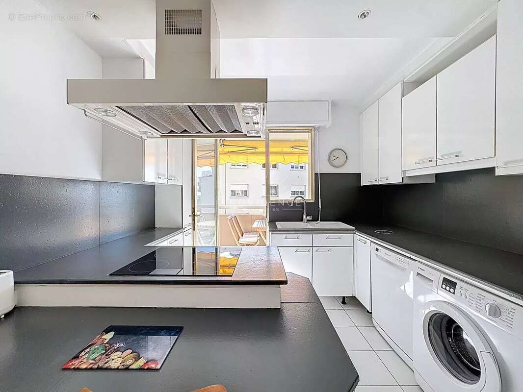 Appartement à LE CANNET