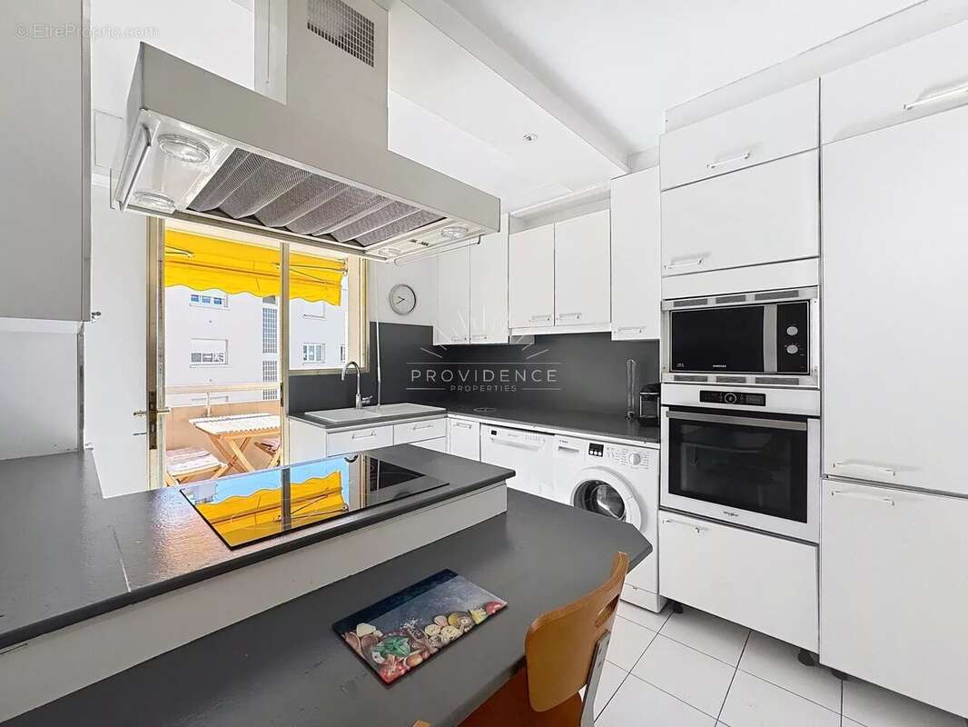 Appartement à LE CANNET