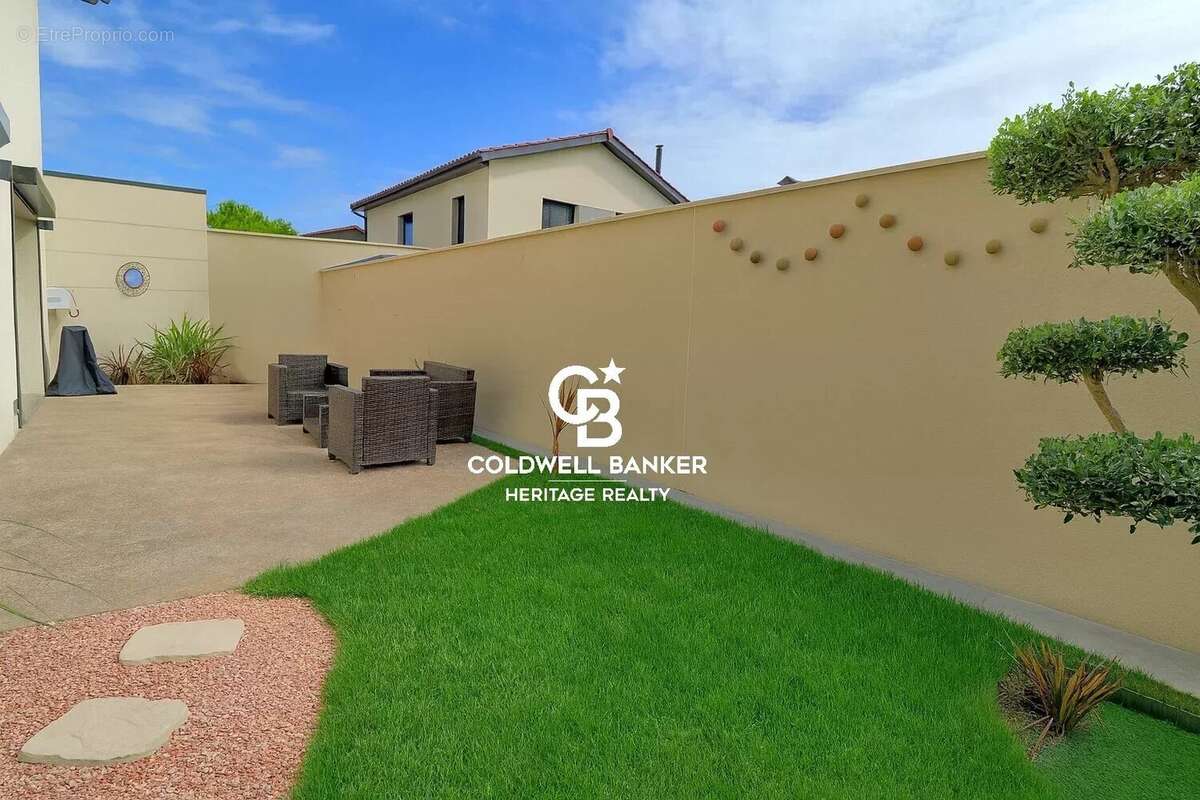 Appartement à CRAPONNE