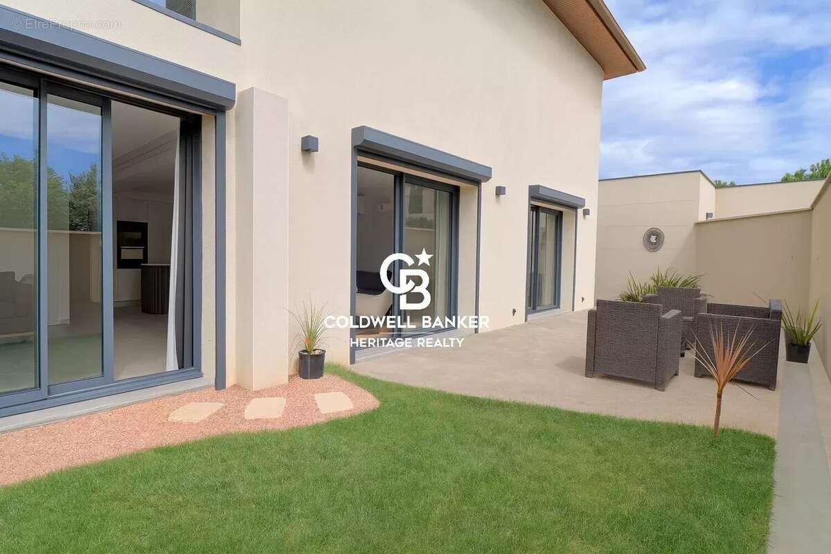 Appartement à CRAPONNE