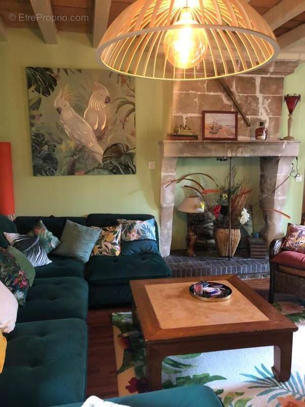 Maison à YVRE-LE-POLIN