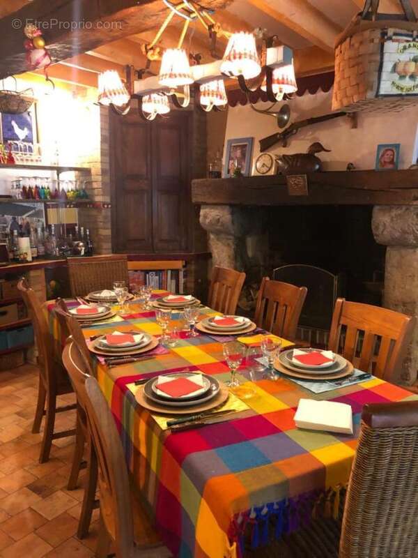 Maison à YVRE-LE-POLIN