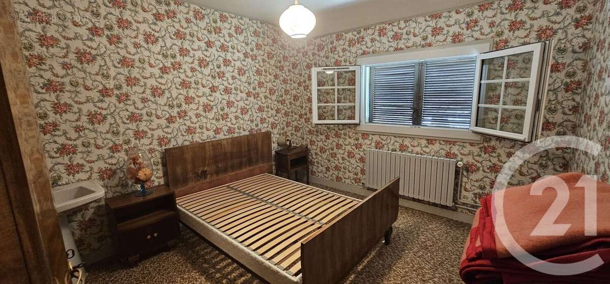 Maison à CONIE-MOLITARD