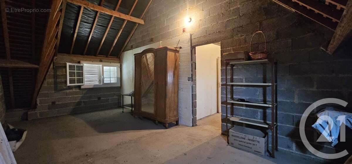 Maison à CONIE-MOLITARD