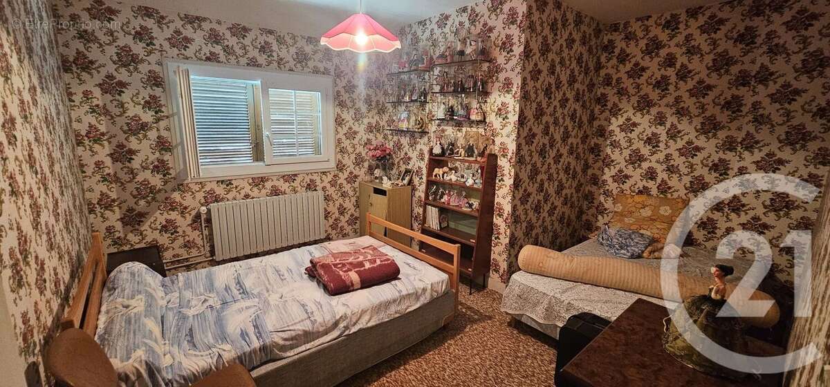 Maison à CONIE-MOLITARD