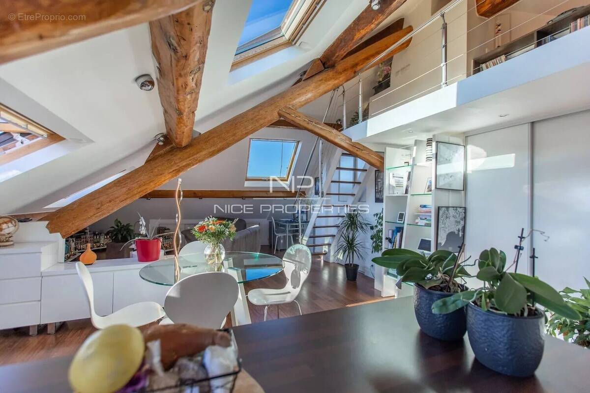 Appartement à NICE