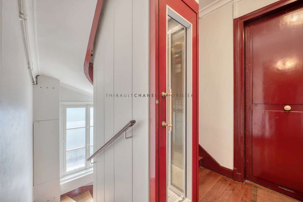 Appartement à PARIS-20E