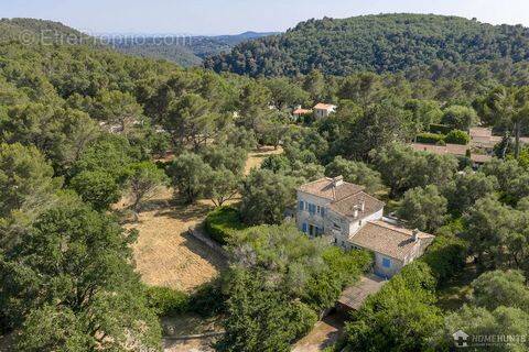 Maison à TOURRETTES-SUR-LOUP